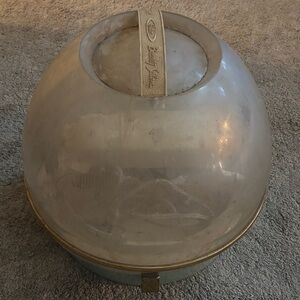 Oster Vintage Hair Dryer in Cream and Gold